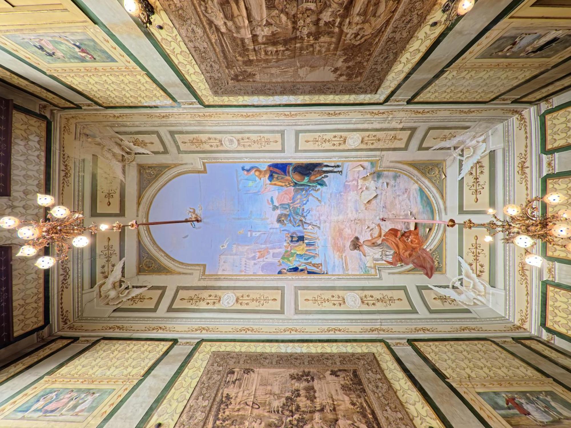Palazzo Framarino Dei Malatesta - Noble Floor - XIV Century Giovinazzo Luaran gambar
